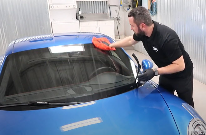 How to Clean and Protect Your Windshield